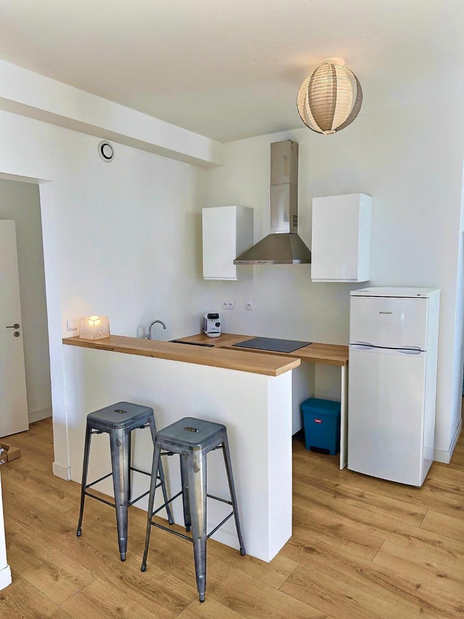 Wonderhost, Au Coeur Du Quartier Du Chateau 波城 外观 照片